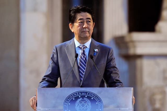 歴史は繰り返すのか？