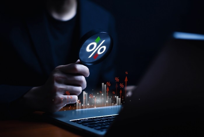 サービス価格の上昇加速で利上げの公算が高まっているのアイキャッチ画像