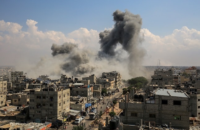 戦争でゴールドや株はどう動く？イスラエル戦争と湾岸戦争の違いのアイキャッチ画像