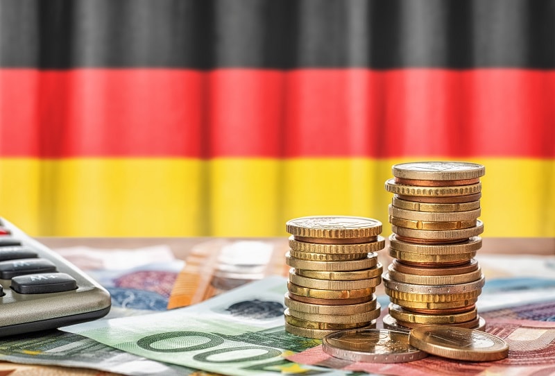 独メルケル政界引退表明で新首相選出キックオフのアイキャッチ画像