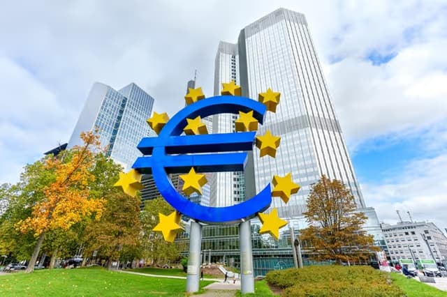 信頼性という名の危険な賭けに出るECB