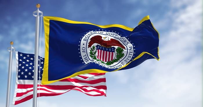 FRBの失策をどう挽回しうるか